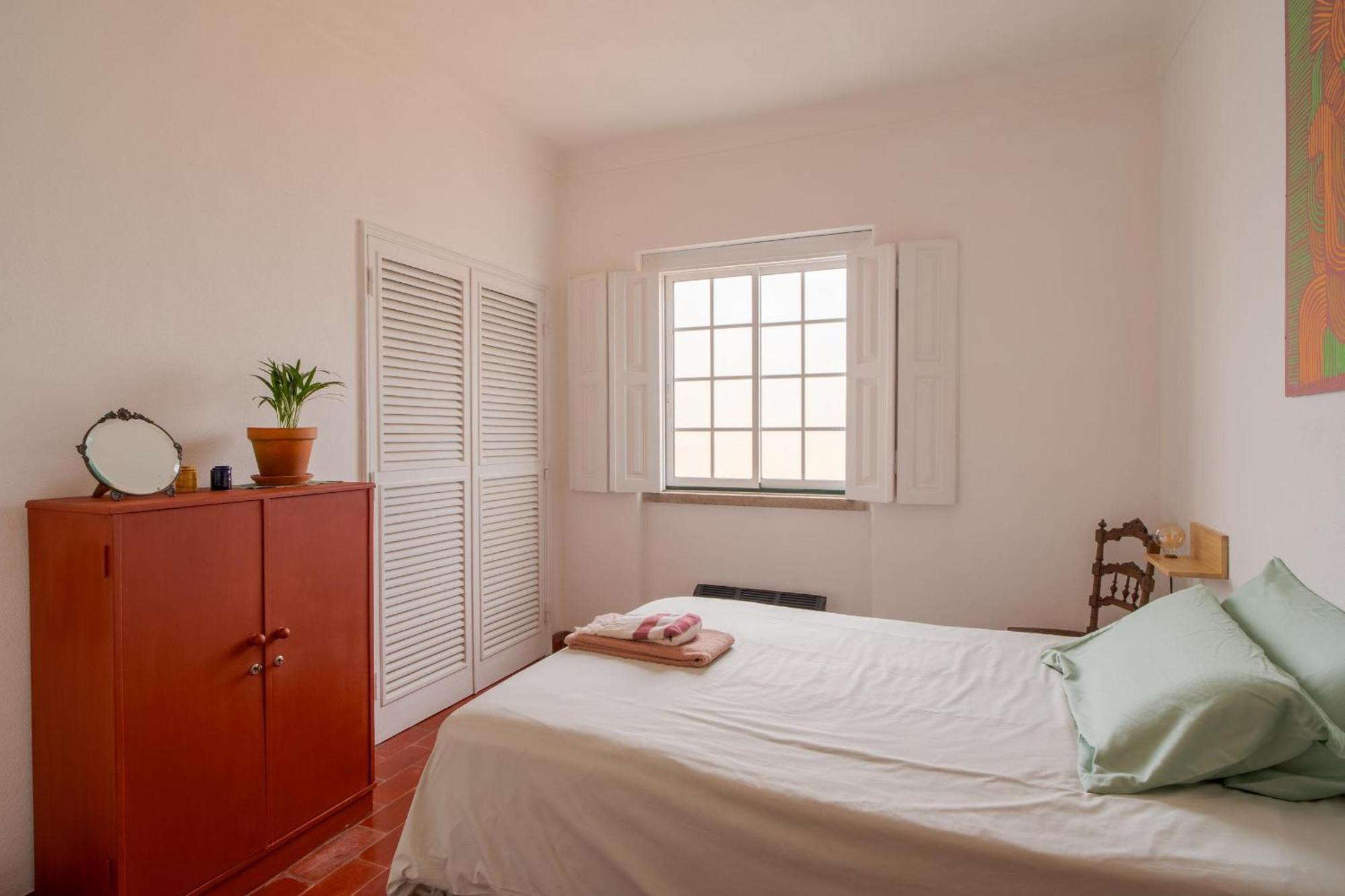 Апартаменты Manas Coliving Сииниш Экстерьер фото