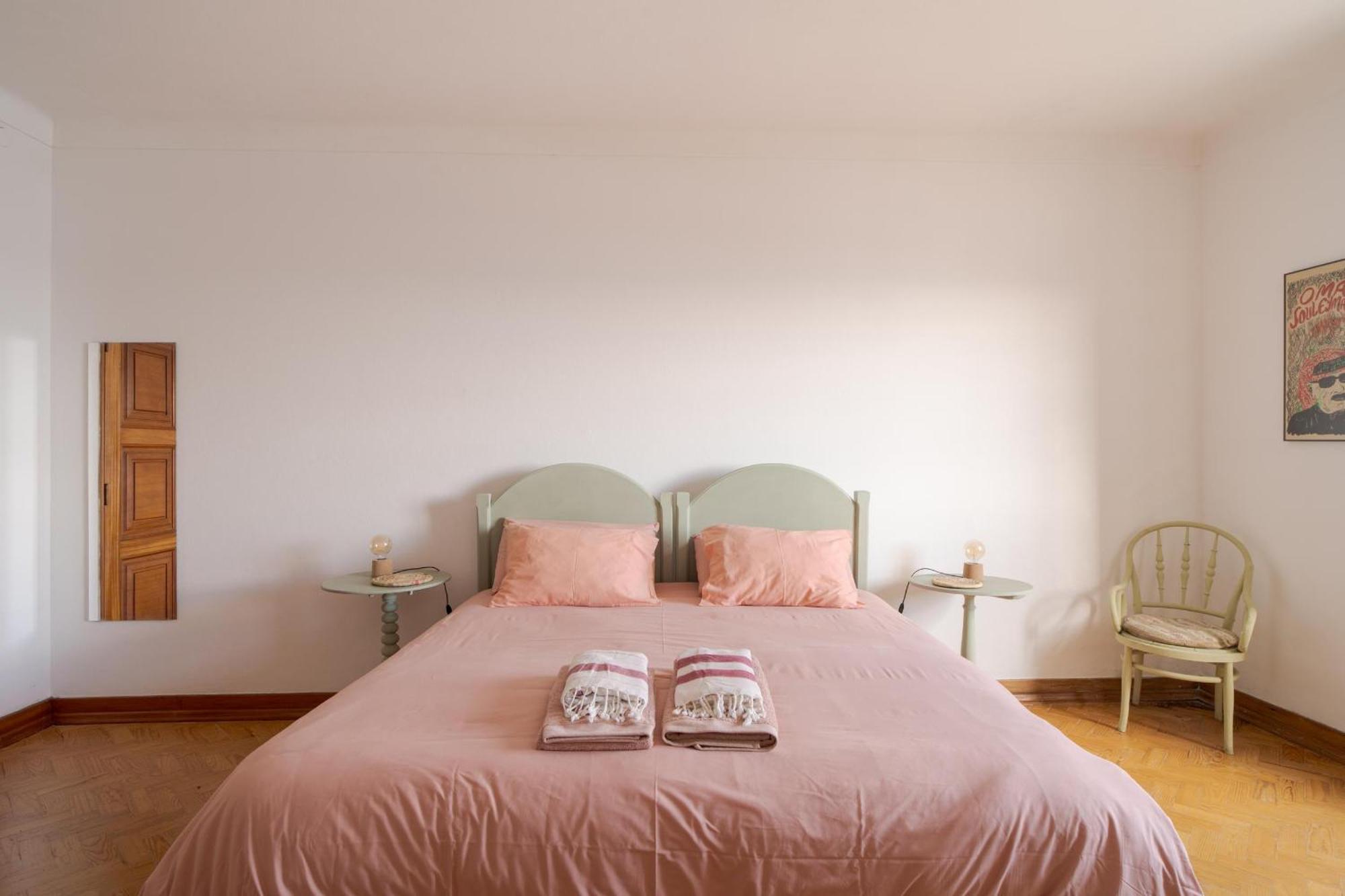 Апартаменты Manas Coliving Сииниш Экстерьер фото